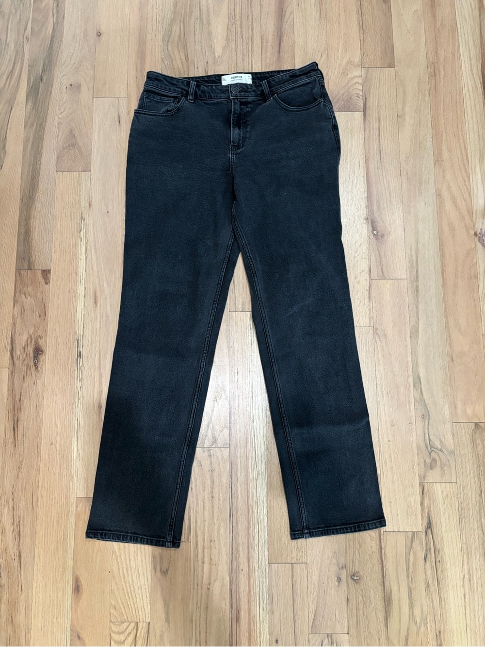 Hollister Women's Black Straight-Leg Jeans